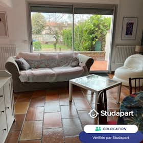 Private room for rent for €365 per month in Toulouse, Rue Julien Sacaze