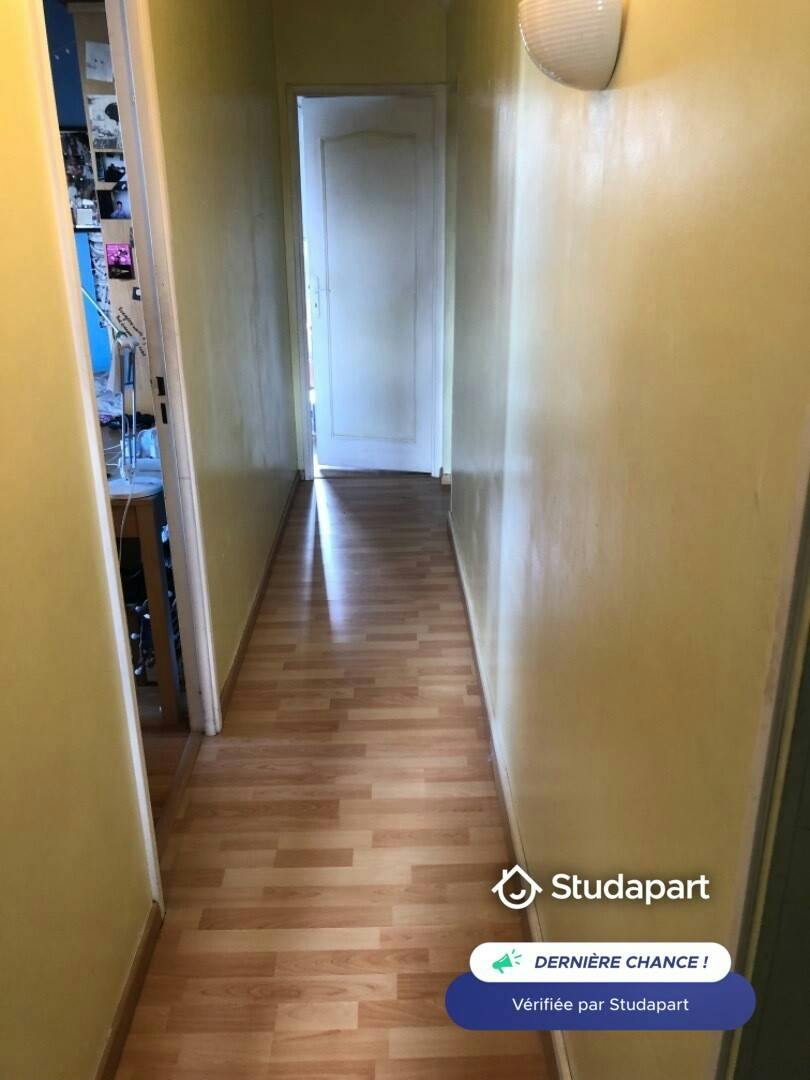 Отдельная комната сдается в аренду за 400 € в месяц в Noisiel, Allée de Guyenne
