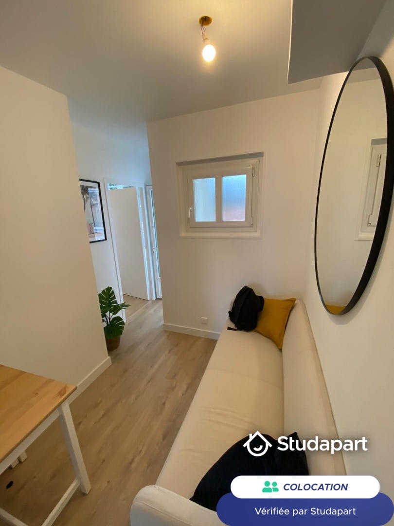 Private room for rent for €380 per month in Nantes, Boulevard Ernest Dalby