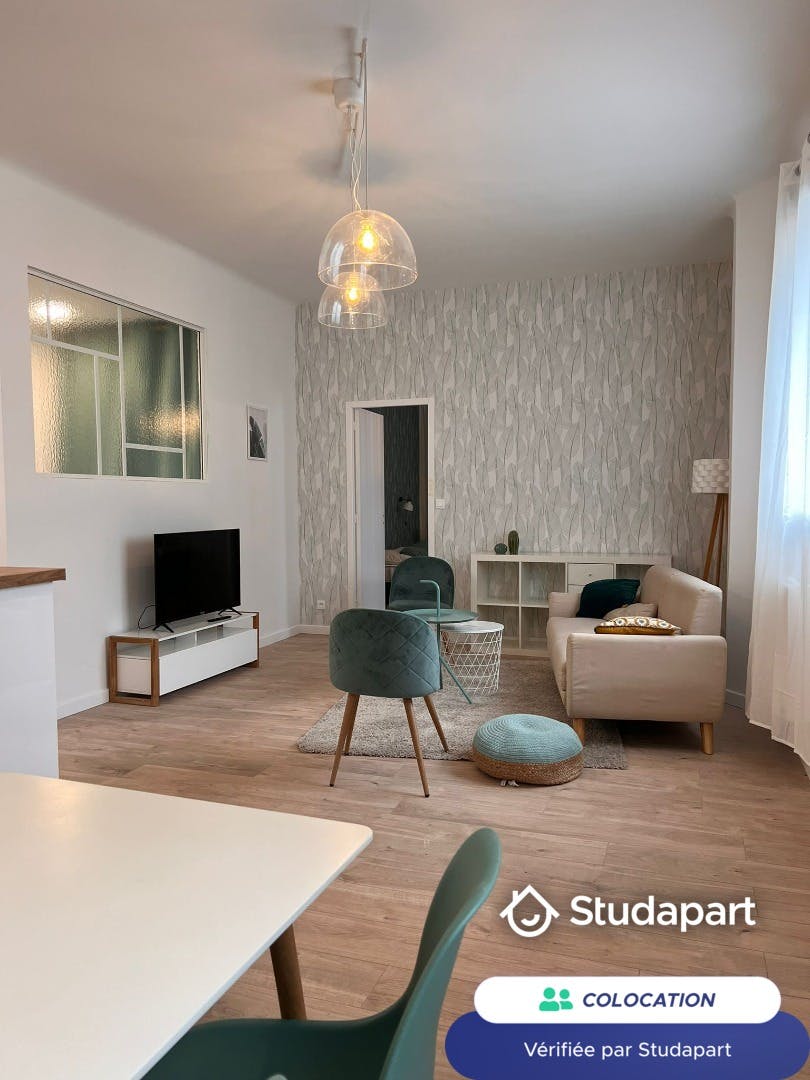 Private room for rent for €450 per month in Valence, Rue de la Cécile