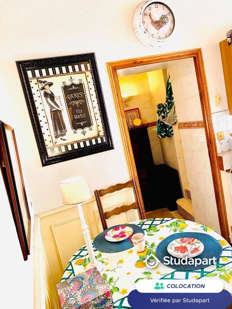 Private room for rent for €517 per month in Dijon, Rue Vauban