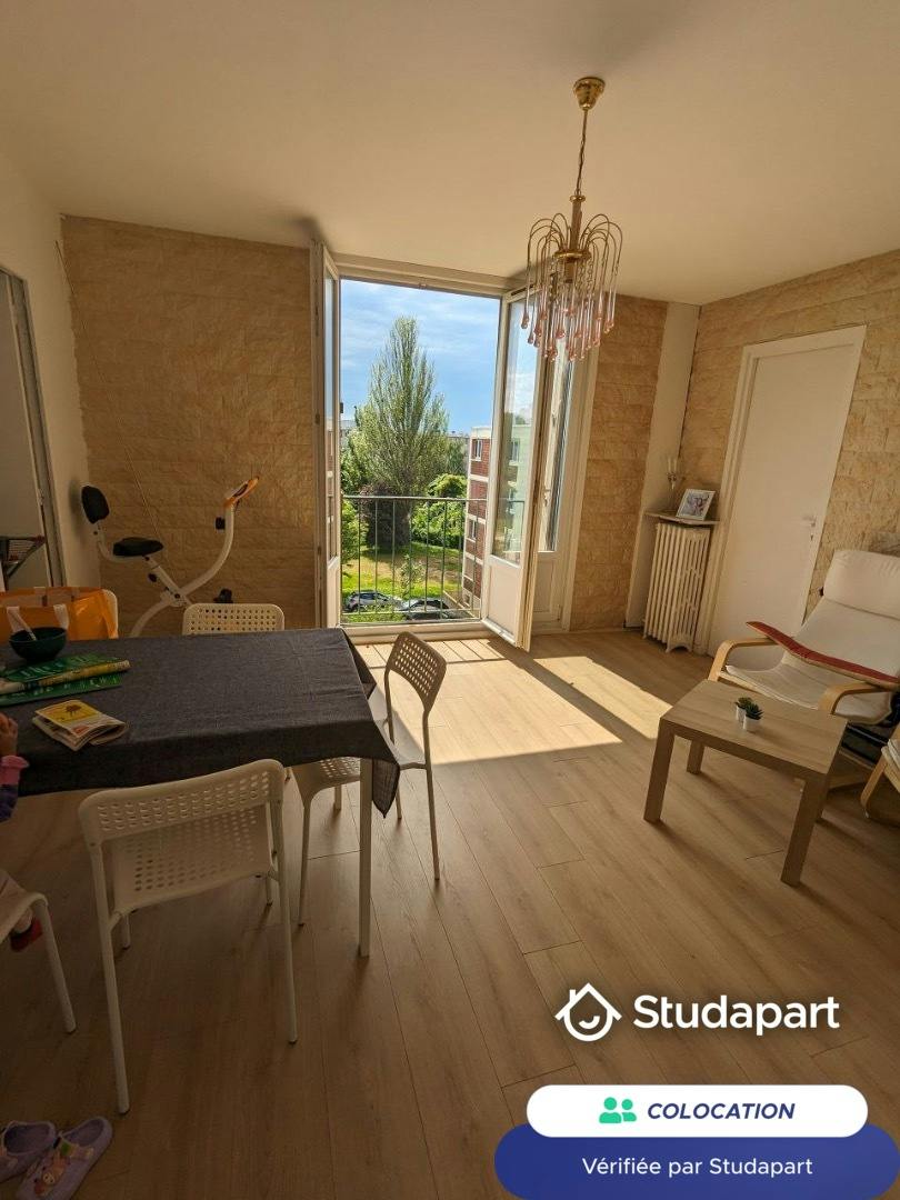 Pièce à Villejuif