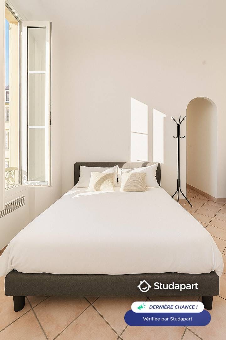 Apartment for rent for €1,350 per month in Nice, Rue Paganini