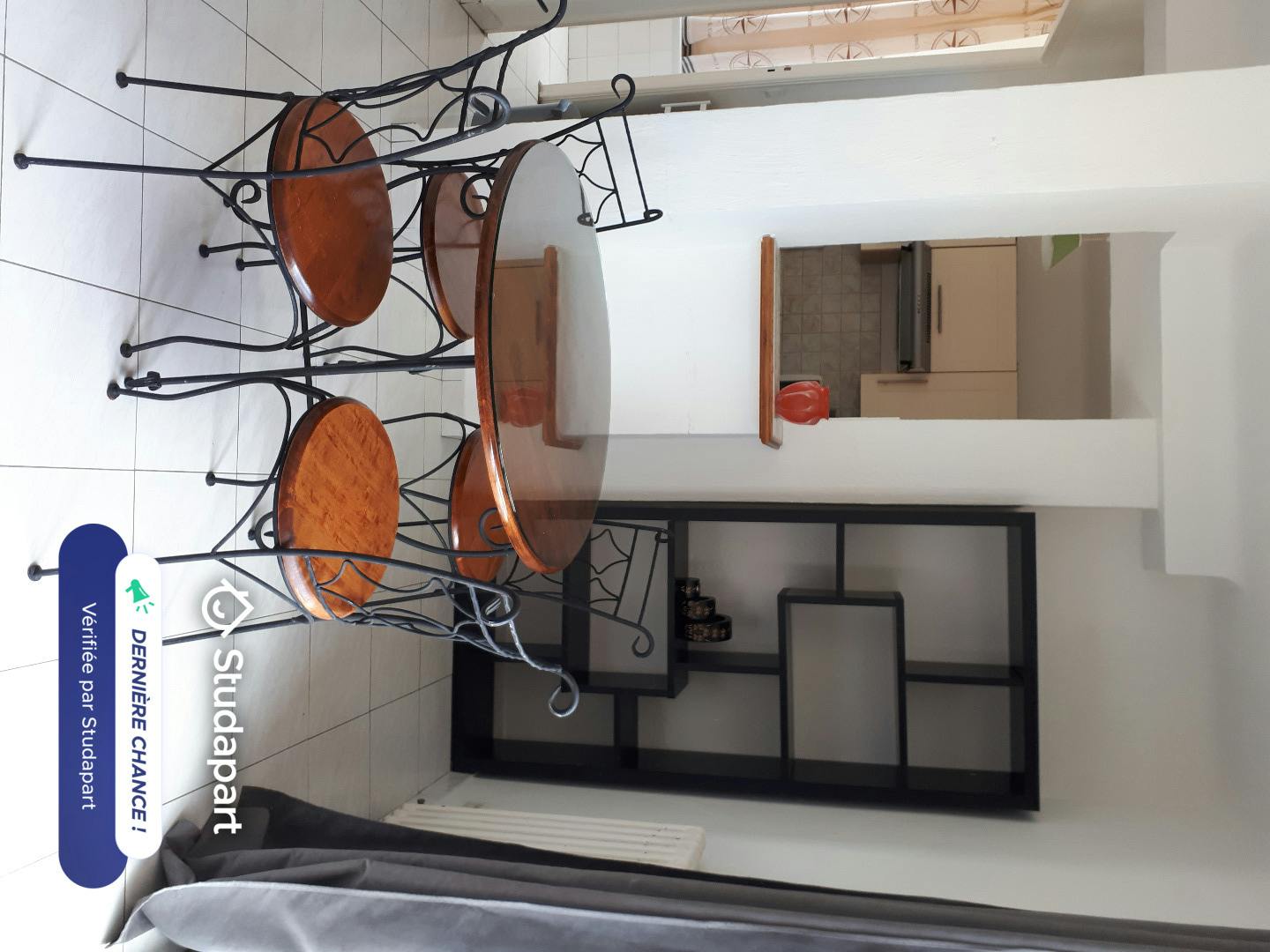 Mieszkanie do wynajęcia za 770 € miesięcznie w mieście Antibes, Boulevard du Président Wilson