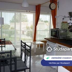 Apartamento para alugar por € 589 por mês em La Rochelle, Rue André Gabaret