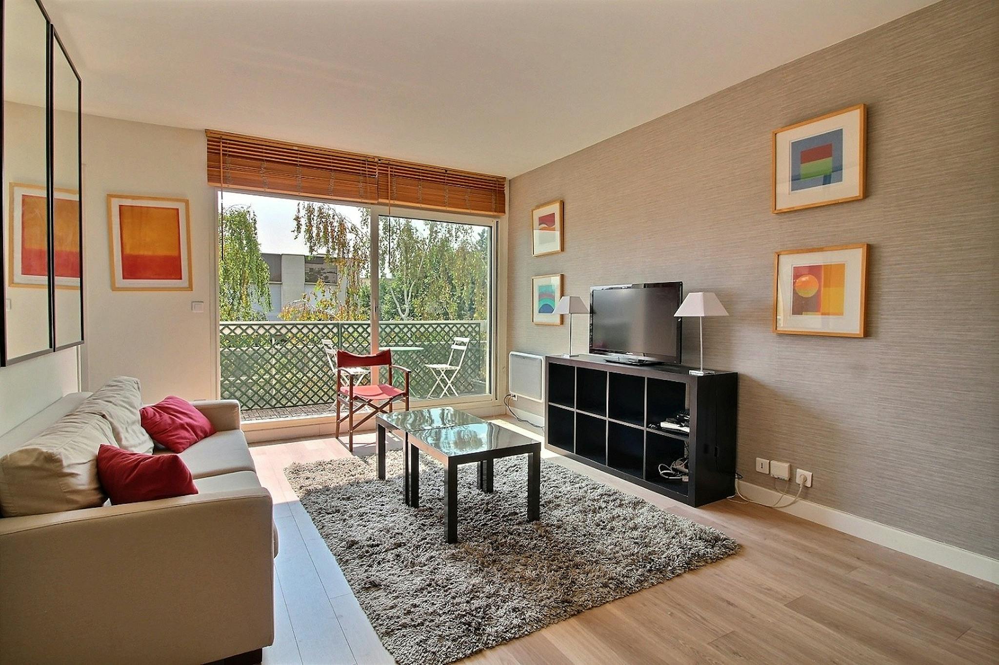 Rue de Villiers, Neuilly-sur-Seine preview