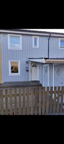 Cameră privată de închiriat pentru 472 EUR pe lună în Partille, Vändstensvägen