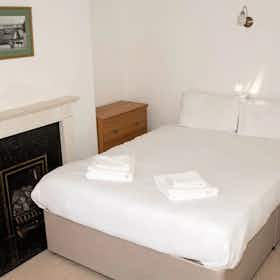 Appartement te huur voor £ 3.003 per maand in Brighton, Regency Square