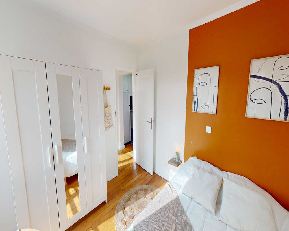 Private room in Rue des Cloys, Paris (1451480) room image 1