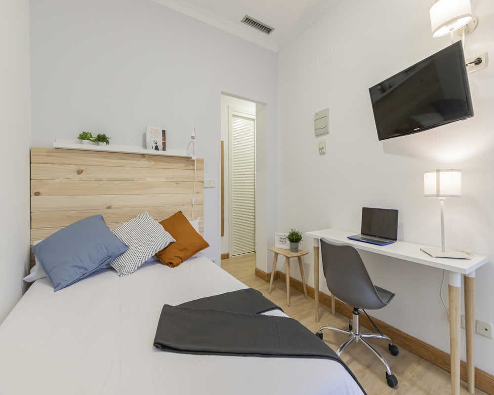 Calle de San Lorenzo, Madrid preview