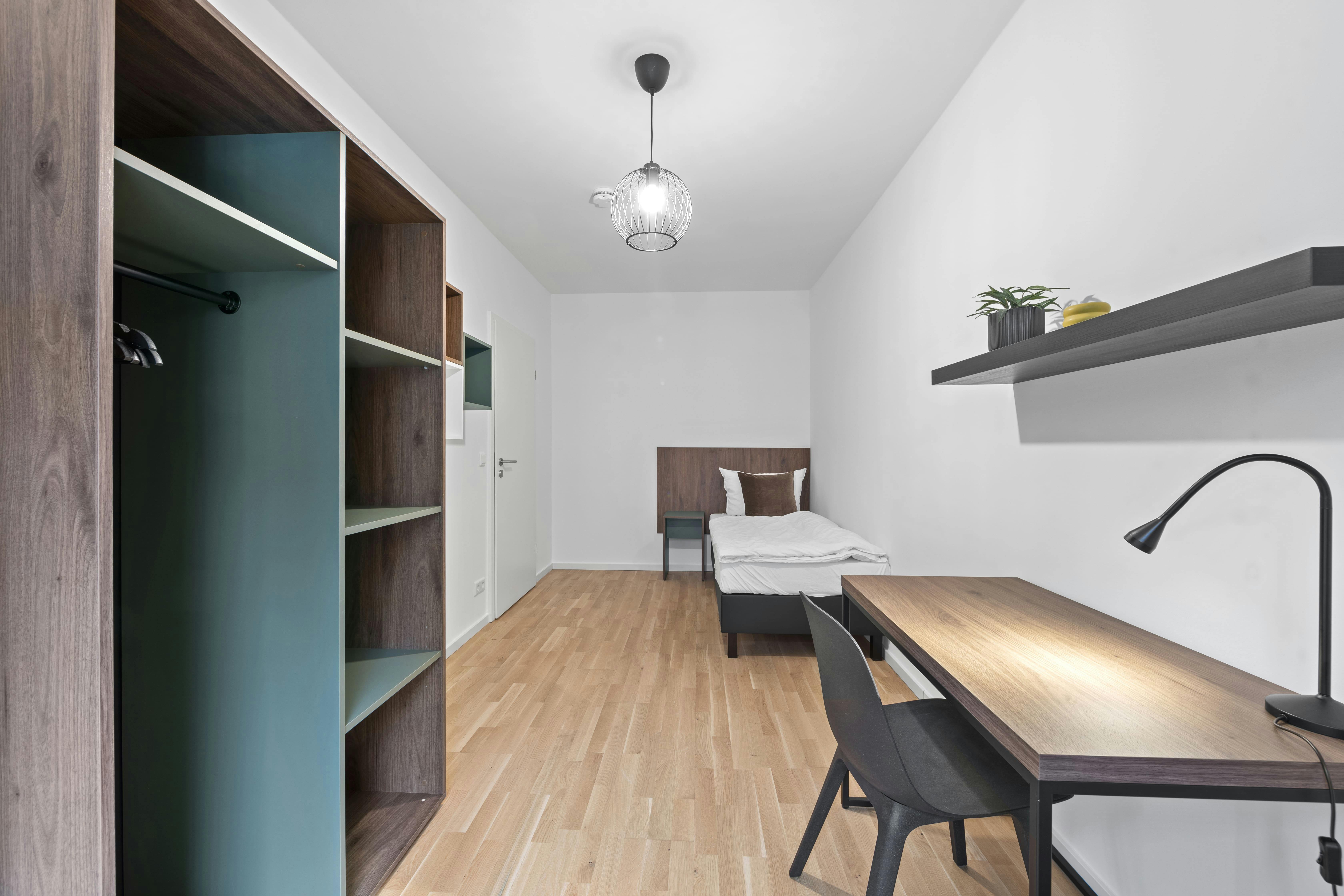 Private room in Friedrichstraße, Berlin (1451729) room image 1