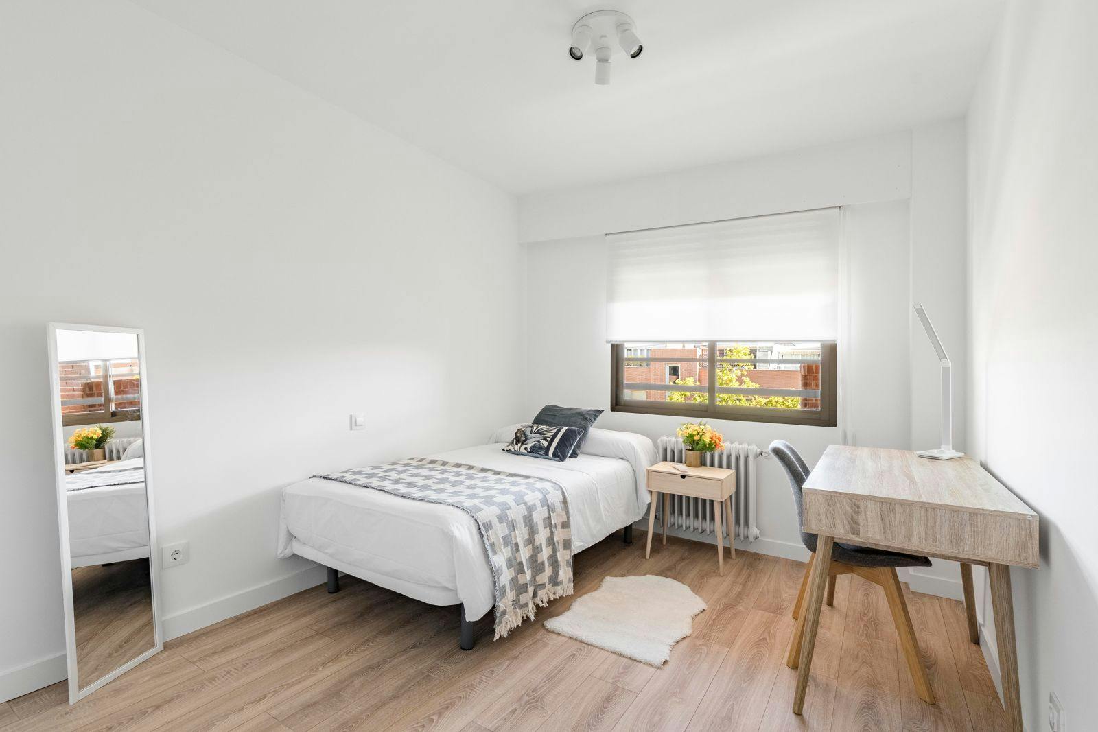 Chambre privée à louer pour 840 €/mois à Pozuelo de Alarcón, Avenida de Pablo VI