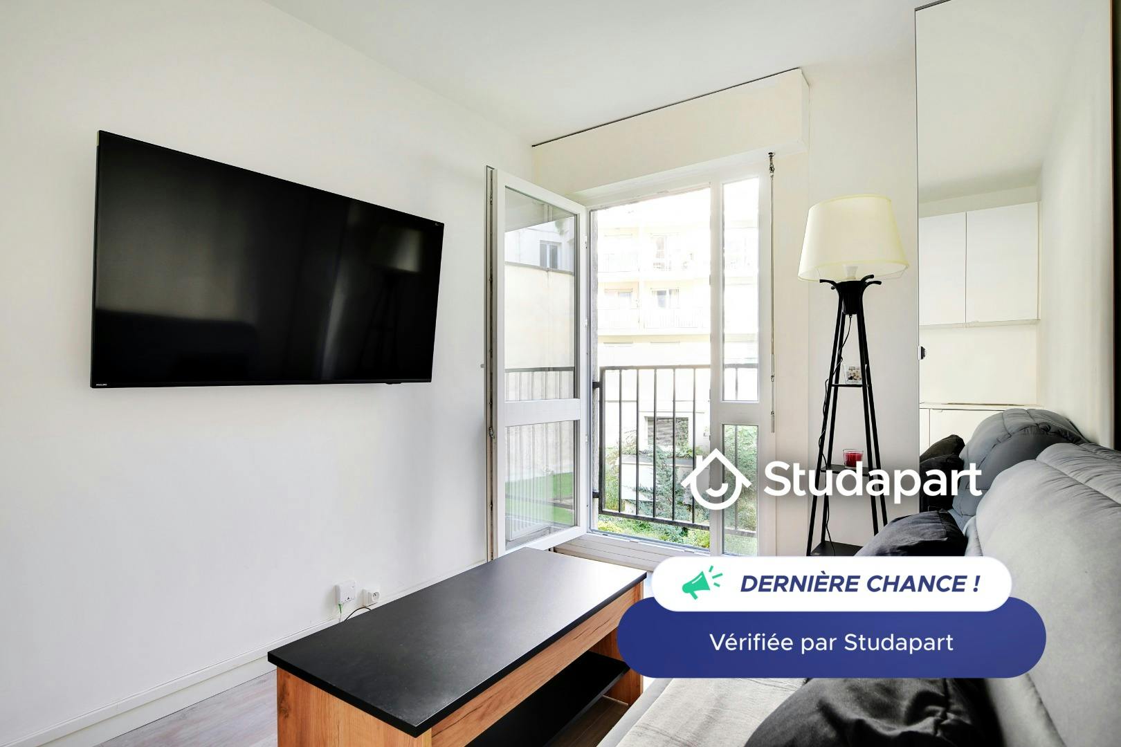 Apartment for rent for €1,200 per month in Paris, Rue Labat