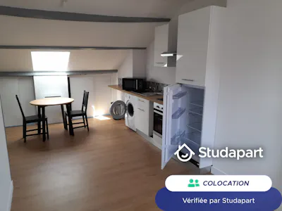 Private room for rent on Rue Notre-Dame de Grâce, Loos
