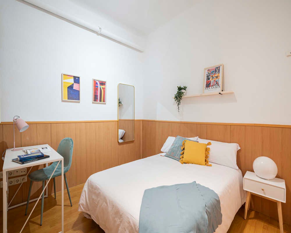 Calle Hermanos Álvarez Quintero, Madrid preview