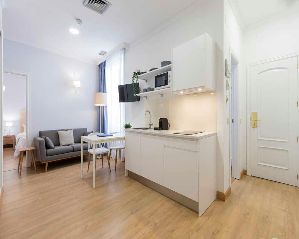 Private room in Calle de San Lorenzo, Madrid (1452250) room image 7