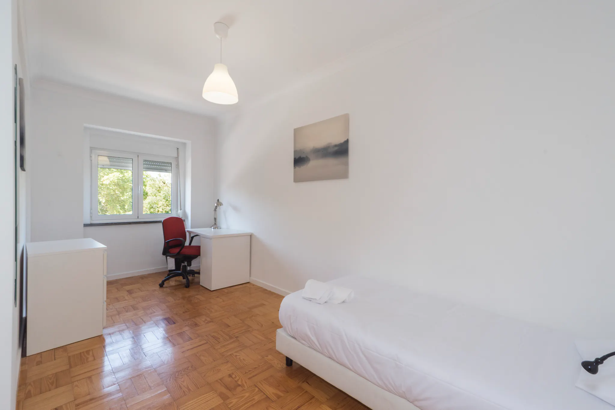 Estrada das Laranjeiras, Lisbon preview