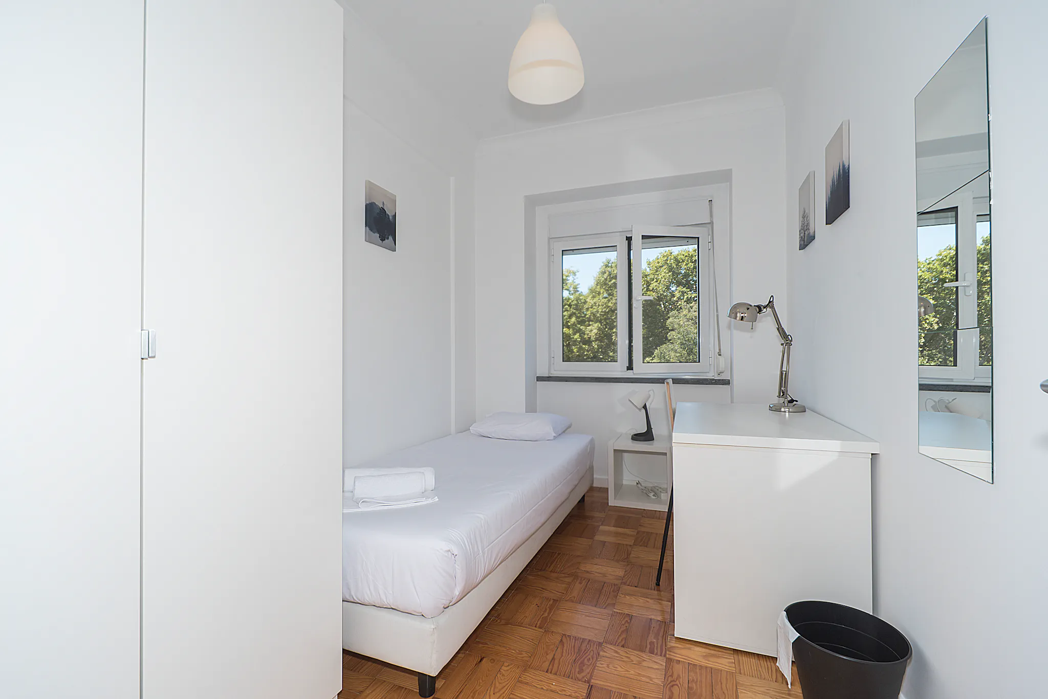 Estrada das Laranjeiras, Lisbon preview