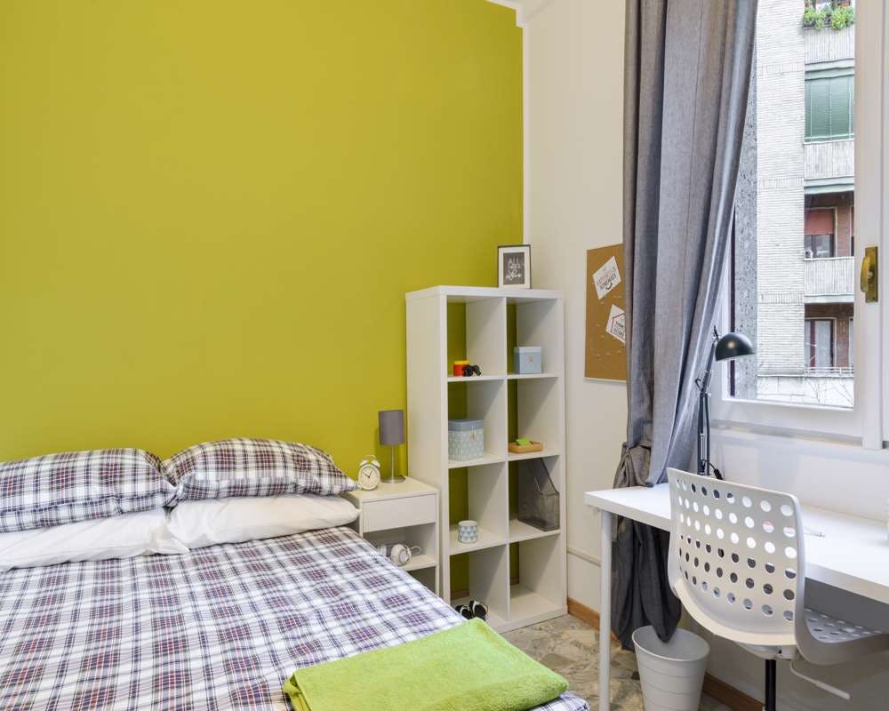 Via Salvatore Barzilai, Milan