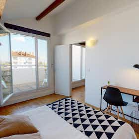 Private room for rent for €577 per month in Lyon, Avenue Paul Santy