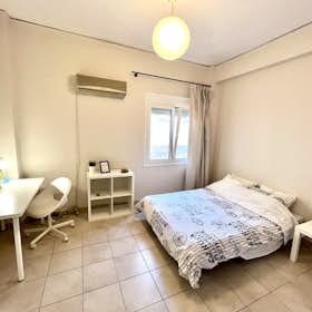 Chambre privée for rent for 360 € per month in Kallithéa, Andromachis
