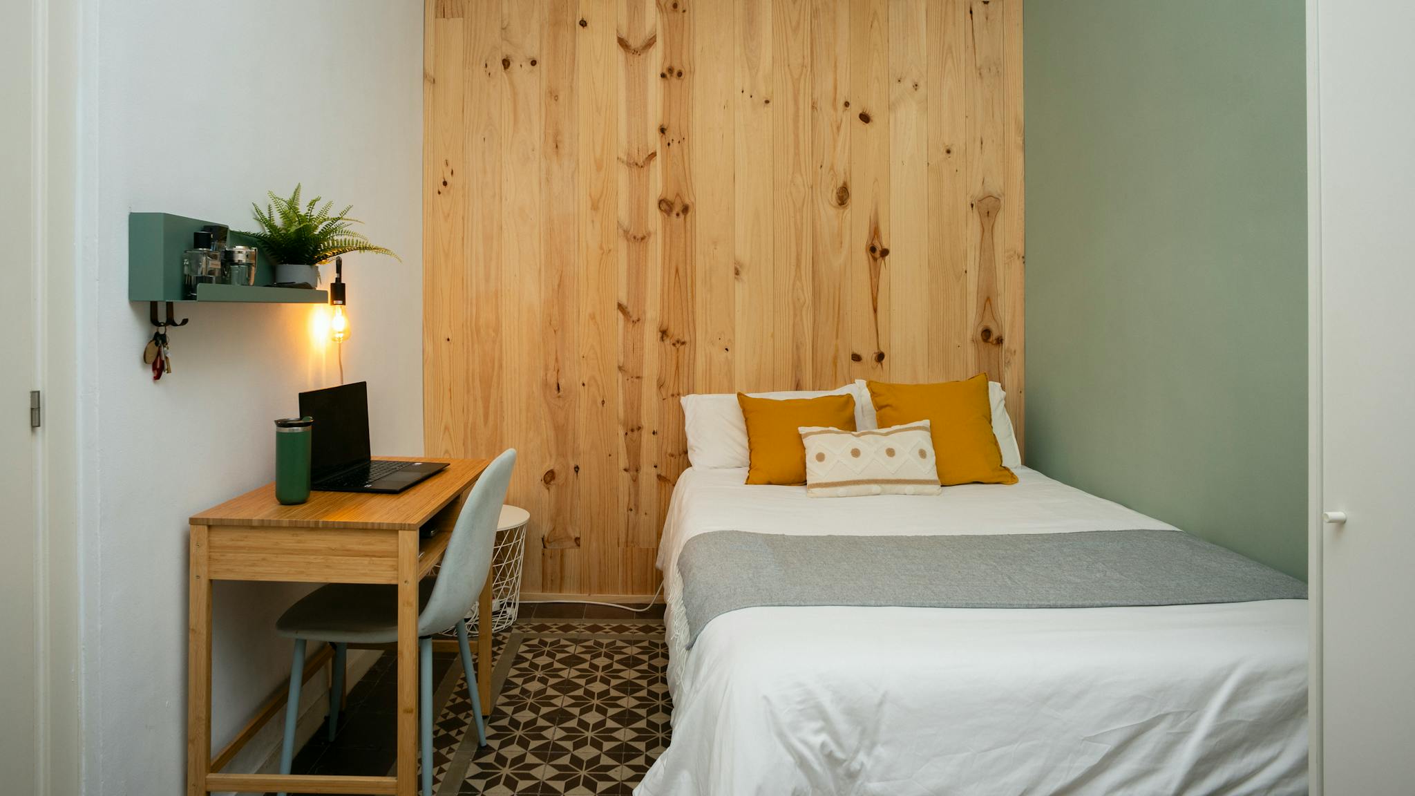 Carrer de Pau Claris, Barcelona preview