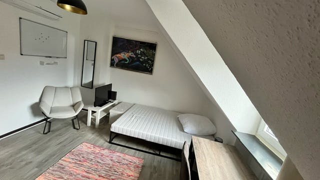 Private room for rent for €700 per month in Düsseldorf, Düsselthaler Straße