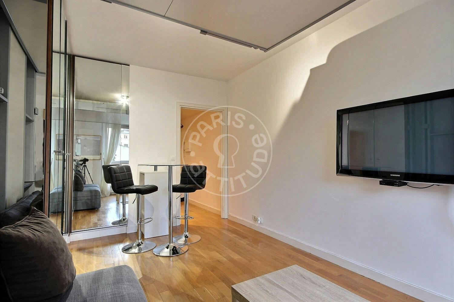Apartment Paris — photo 11