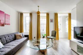 Apartment for rent for £2,993 per month in Edinburgh, East Market Street