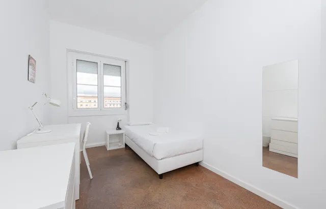 Private room in Alameda Dom Afonso Henriques, Lisbon (1452883) room image 2