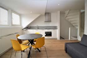 Appartement à louer pour 1 360 €/mois à Rotterdam, Zweedsestraat