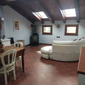 Отдельная комната сдается в аренду за 500 € в месяц в Piovene Rocchette, Via Preazzi di Sotto