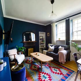 Apartamento en alquiler por 2993 GBP al mes en Edinburgh, Dean Path