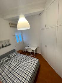 Private room for rent for €500 per month in Valencia, Carrer Doctor Serrano