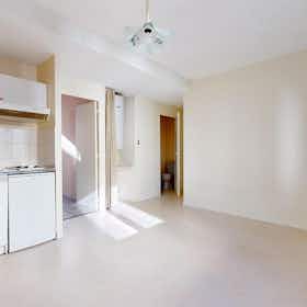 公寓 正在以 €430 的月租出租，其位于 Clermont-Ferrand, Rue Jean l'Olagne