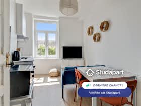 Apartament de închiriat pentru 1.150 EUR pe lună în Lille, Rue Pierre Legrand