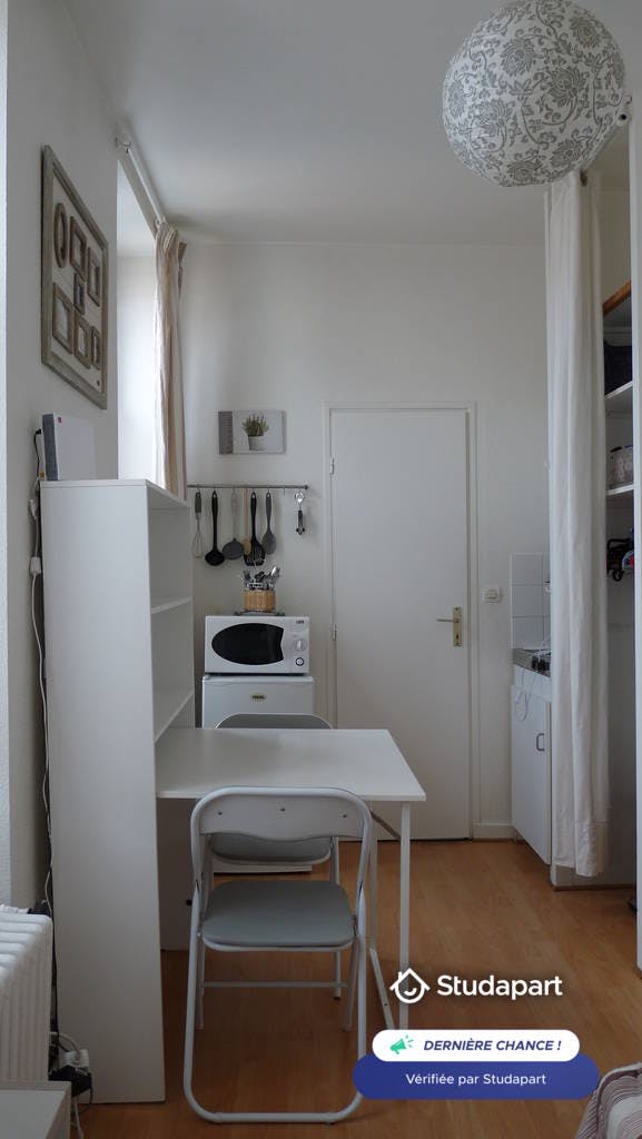 Apartment for rent on Rue du Collège, La Rochelle - Bilde 6