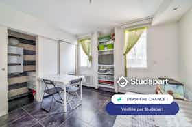 Wohnung zu mieten für 690 € pro Monat in Marseille, Boulevard de la Concorde