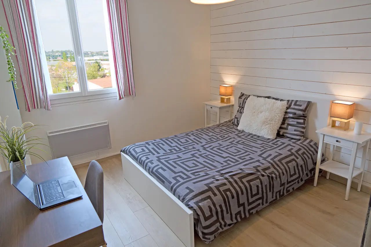 WG-Zimmer zu mieten für 498 € pro Monat in La Rochelle, Rue Braille