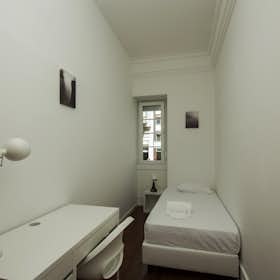 Private room for rent for €625 per month in Lisbon, Avenida António Augusto de Aguiar