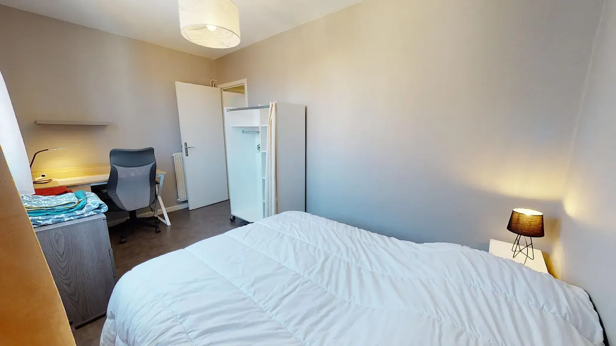 Rue Victor Hugo, Clermont-Ferrand preview