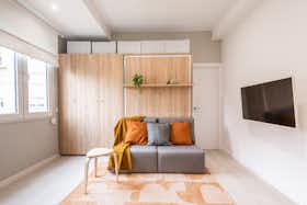 Studio for rent for €900 per month in Valencia, Carrer del Clariano