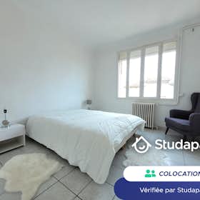 Habitación privada en alquiler por 350 € al mes en Perpignan, Avenue Gilbert Brutus