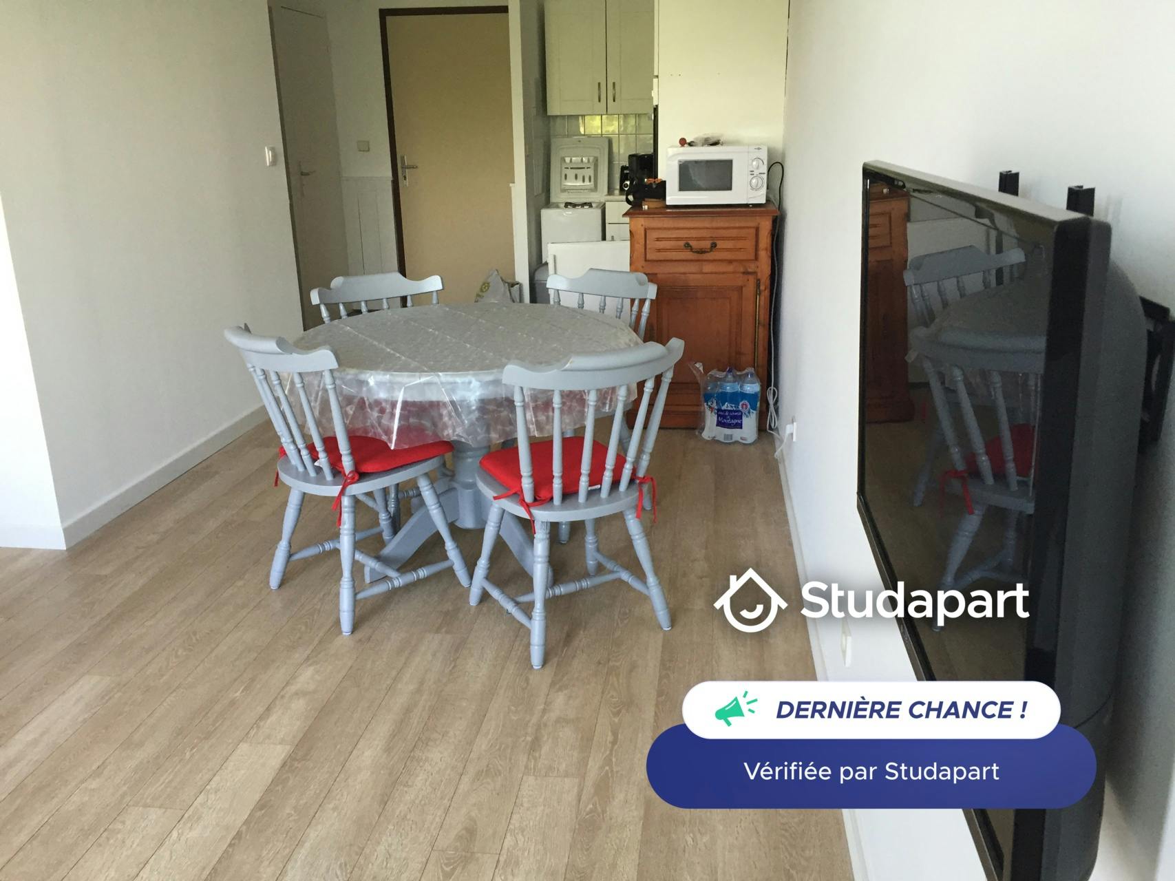 Apartment for rent on Rue de la Gloire, La Rochelle - Widok 3