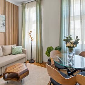 Apartment for rent for €2,534 per month in Vienna, Handelskai