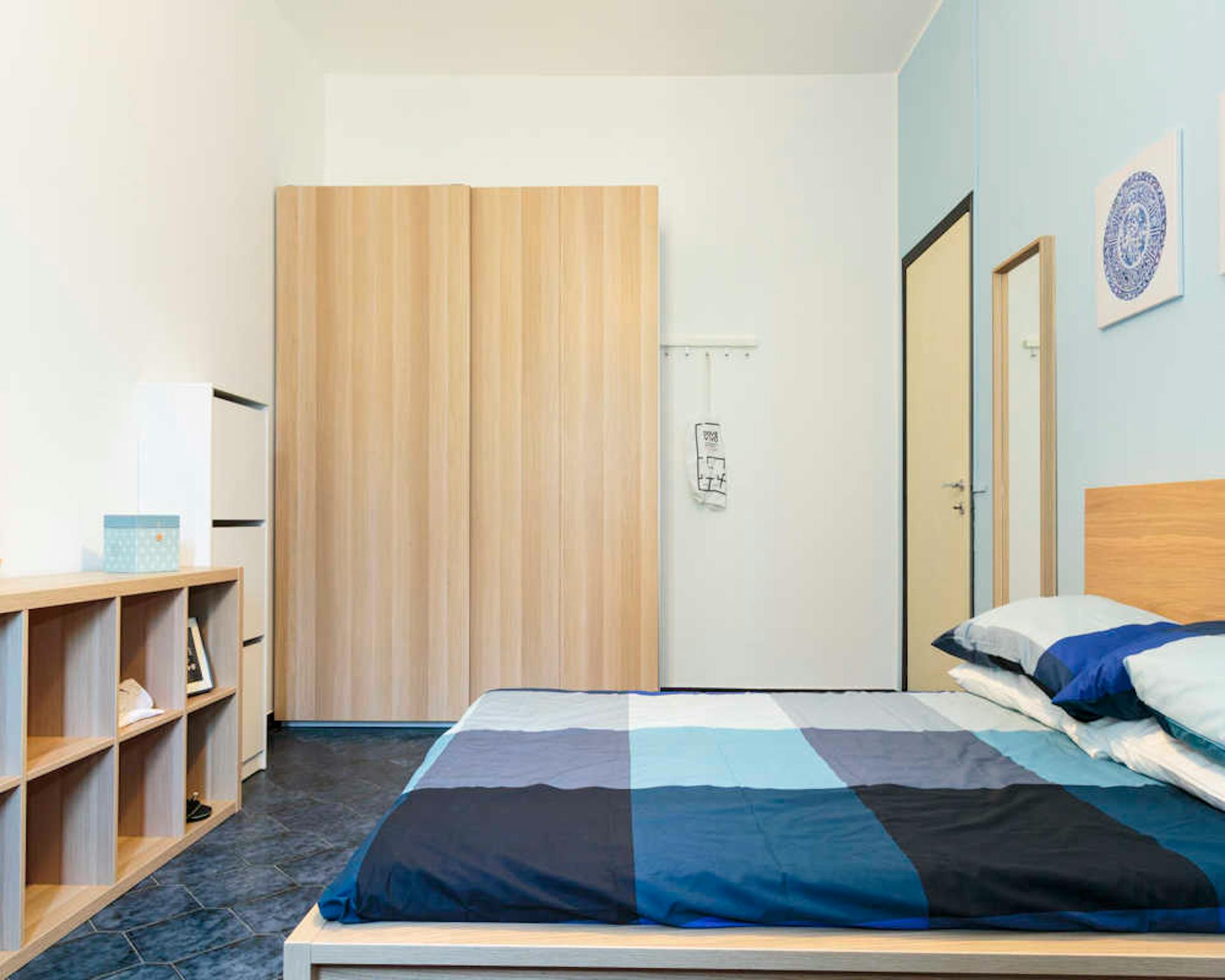 Via Garegnano, Milan preview