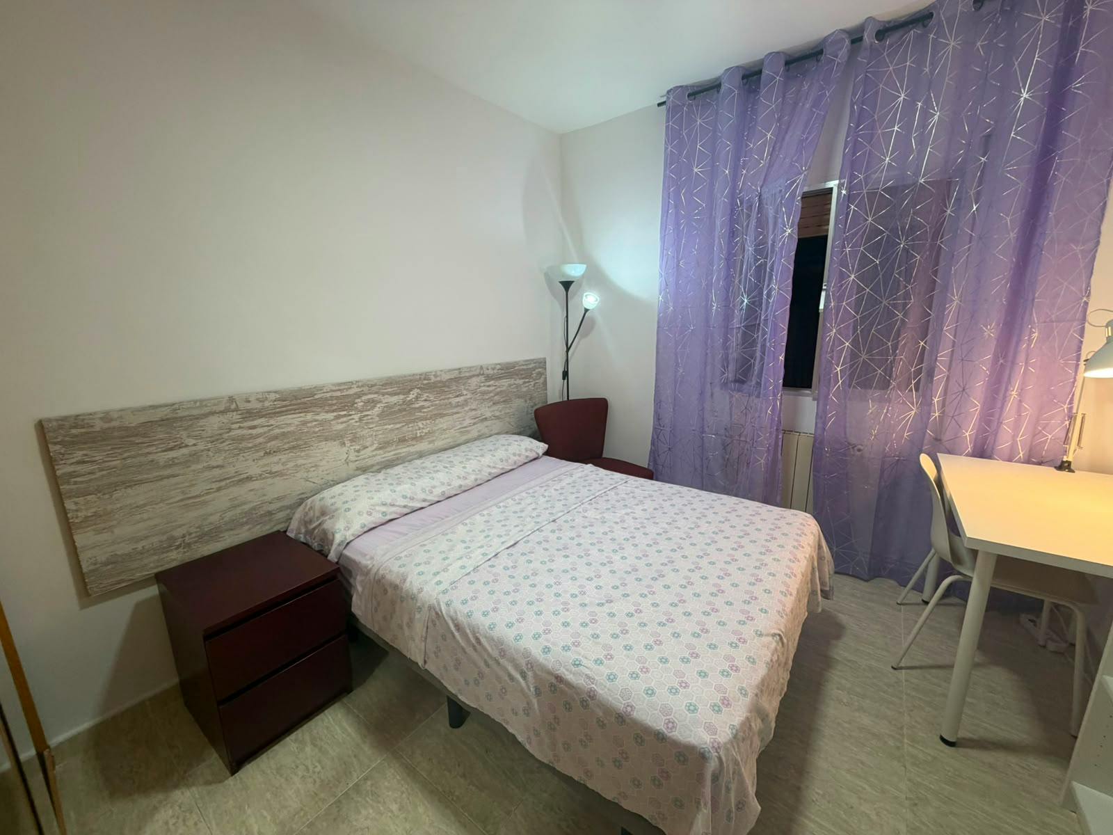 Stanza condivisa in affitto a 580 € al mese a Madrid, Calle Halcón
