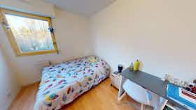 Privé kamer te huur voor € 464 per maand in Rennes, Square du Haut Blosne