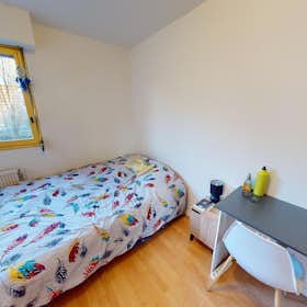 Habitación privada for rent for 464 € per month in Rennes, Square du Haut Blosne