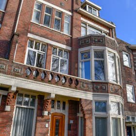 Apartamento for rent for 1750 € per month in The Hague, Raamweg